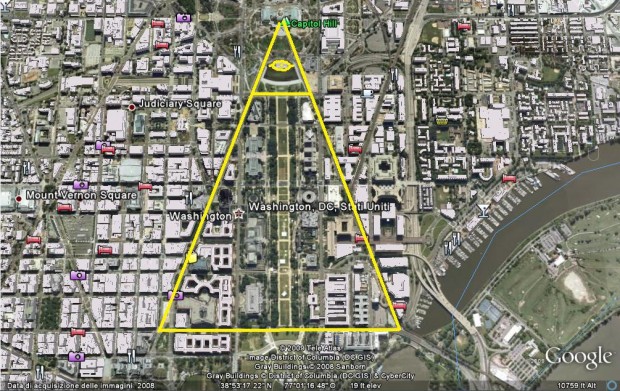 ที่มาภาพ : https://lospecchiodelpensiero.files.wordpress.com/2013/04/piramideilluminatiwashingtonevidenziata.jpg