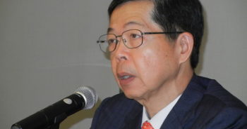 ดร.ประสาร ไตรรัตน์วรกุล ผู้ว่าการธนาคารแห่งประเทศไทย