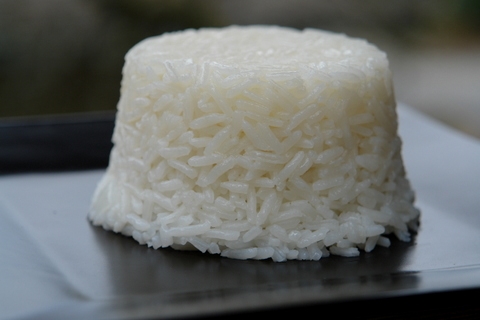 ข้าวสวย ที่มาภาพ : http://news.clicknect.com