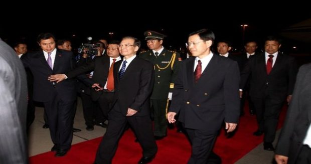 นายเวิน เจียเป่า อดีตนายกรัฐมนตรีจีนเยือนไทย ที่มาภาพ : http://image.bangkokbiznews.com