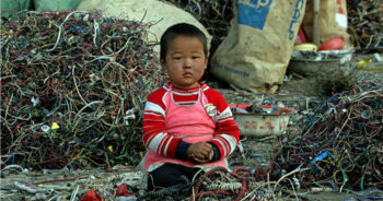 ขยะพิษในจีน ที่มาภาพ : http://www.disputeabout.eu/dwn/