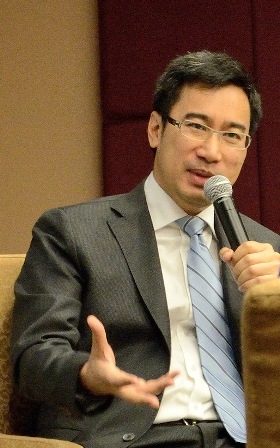 ดร.เศรษฐพุฒิ สุทธิวาทนฤพุฒิ ประธานกรรมการบริหารมูลนิธิสถาบันอนาคตไทย