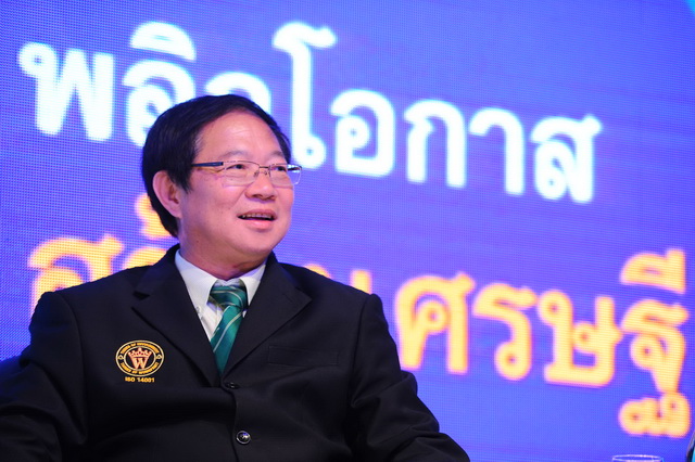  นายสมไทย วงษ์เจริญ ประธานกรรมการโรงงานคัดแยกขยะเพื่อรีไซเคิลวงษ์พาณิชย์