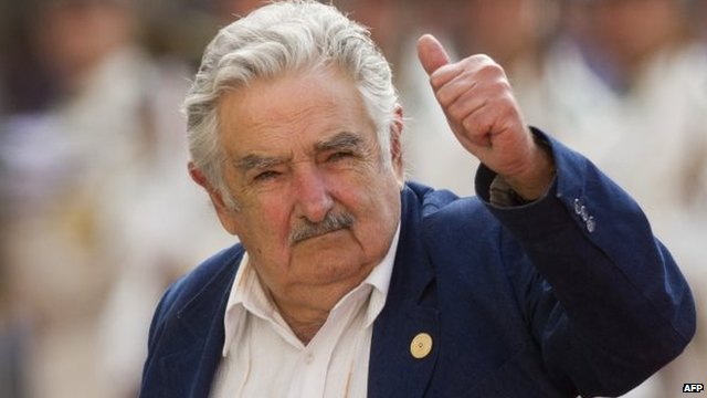 โฮเซ่ มูจิกา หรือ “เปเป้” ประธานาธิบดีอุรุกวัย วัย 79 ปี ที่มาภาพ : http://www.popularresistance.org/wp-content/uploads/2014/05/Jos%C3%A9-Mujica-of-Uruguay.jpg
