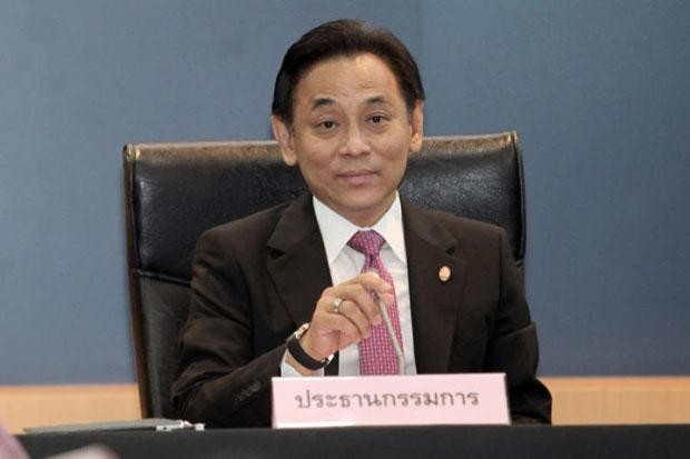 นายบุญทรง เตริยาภิรมย์ อดีตรัฐมนตรีว่าการกระทรวงพาณิชย์ ที่มาภาพ : http://www.bangkokpost.com/news/crime/498181/boonsong-faces-arraignment-tuesday