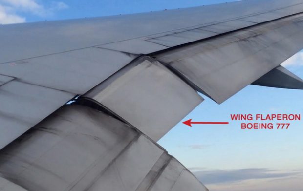 ชิ้นส่วนเครื่องบินที่พบเรียกว่าFlaperon ที่มาภาพ : https://upload.wikimedia.org/