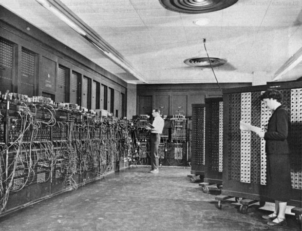 ENIAC คอมพิวเตอร์เครื่องแรกของโลก ที่มาภาพ : wikipedia