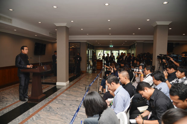 พล.อ. ประยุทธ์ จันทร์โอชา นายกรัฐมนตรี แถลงข่าวหลังประชุมคณะรัฐมนตรี  ที่มาภาพ : http://www.thaigov.go.th/